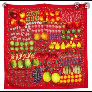 Gucci silk twill scarf